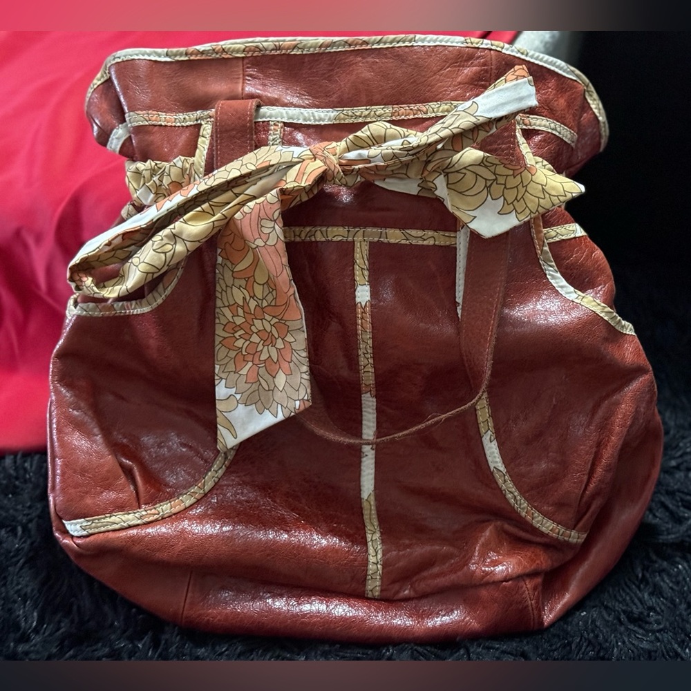 Lucky penny‎ shoulder bag